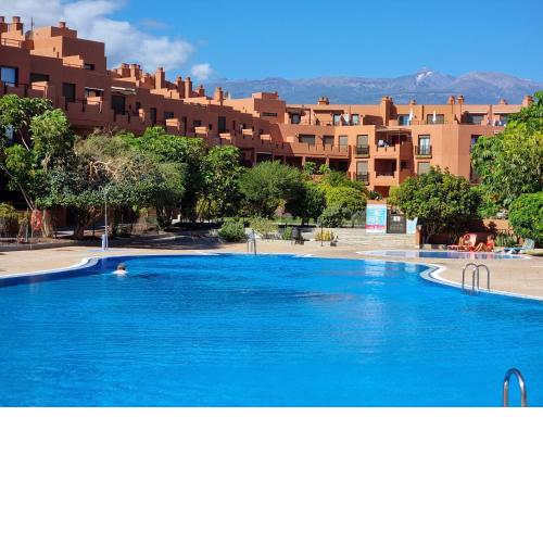 Casa Soleada close to the sea + beach, Wifi, 2 pools, terrace, sea view, SAT-TV