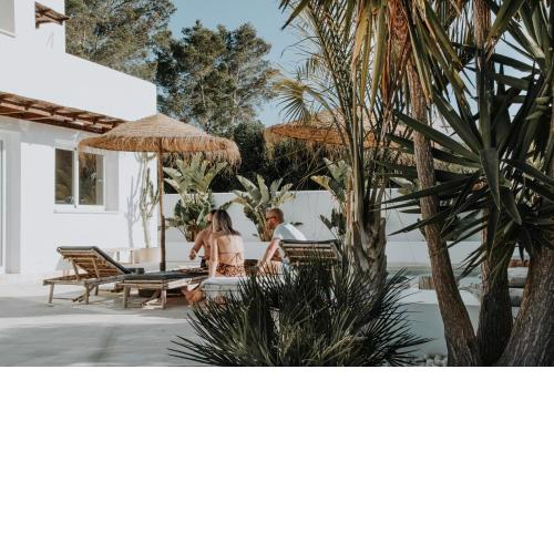 Casa Stellar - boutique villa with private heated pool and sea view - sustainably solar powered