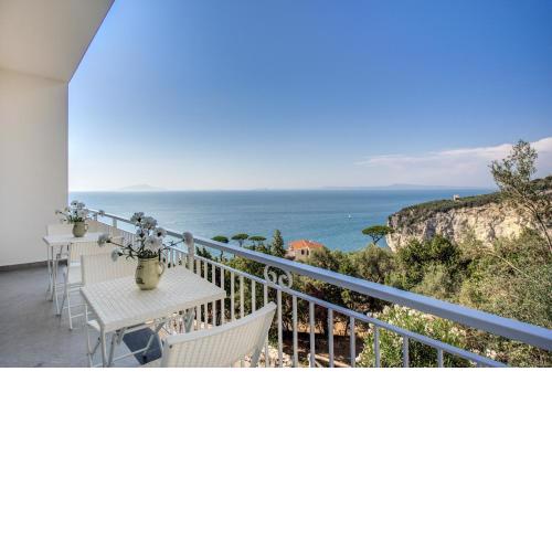 Casa Titì on the Sea. Class, beauty and comfort in Massa Lubrense