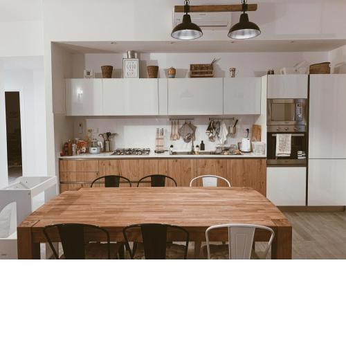 Casa TJ delle Terme - modern, 2 bedrooms, city center, wifi, AC, netflix, elevator