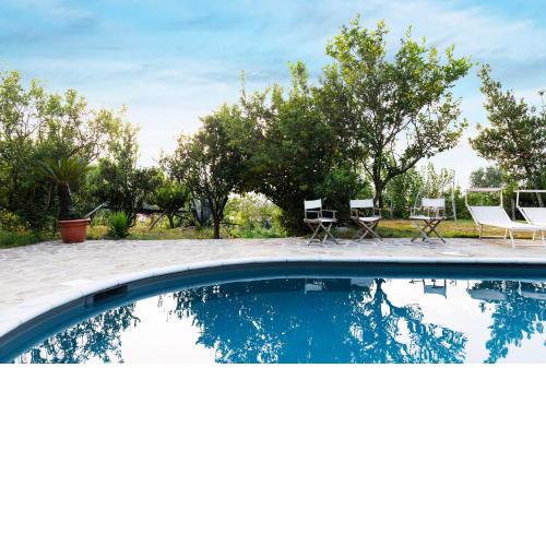 Casa Torre swimming pool and large garden