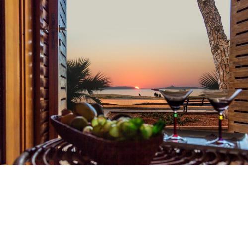 Casa Torregrande fronte mare