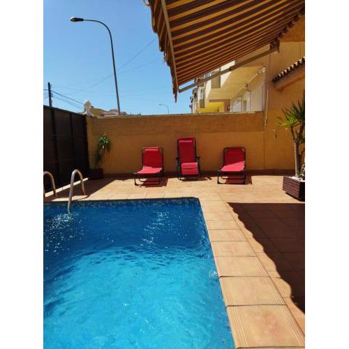 Casa tranquila con piscina privada