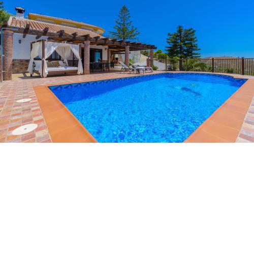 Casa Urdiales I Torrox by Ruralidays