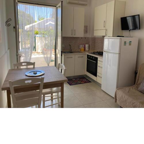 Casa Vacanza "Castro Marina"