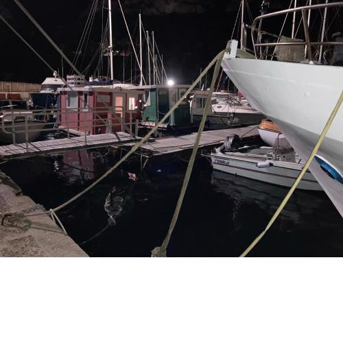 Casa vacanza in House Boat Poetto Cagliari