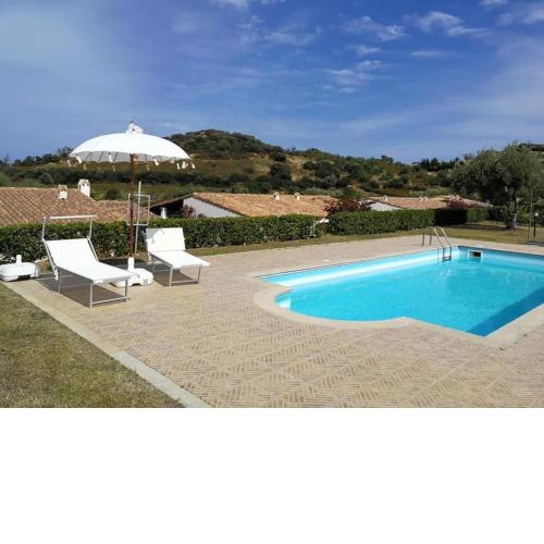 Casa vacanze con piscina vista mare