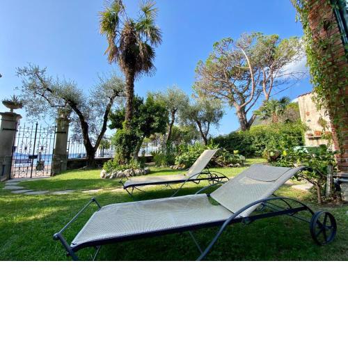 Casa vacanze Gabbianella villa con giardino lungolago Maderno