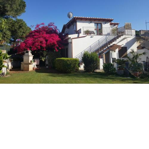Casa Vacanze " IS MERIS "
