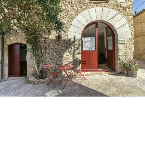 Casa Vermella