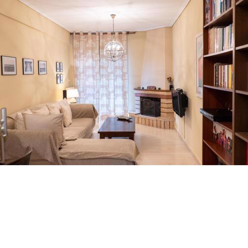 Casa Vestae, Comfortable 2BR Apartment