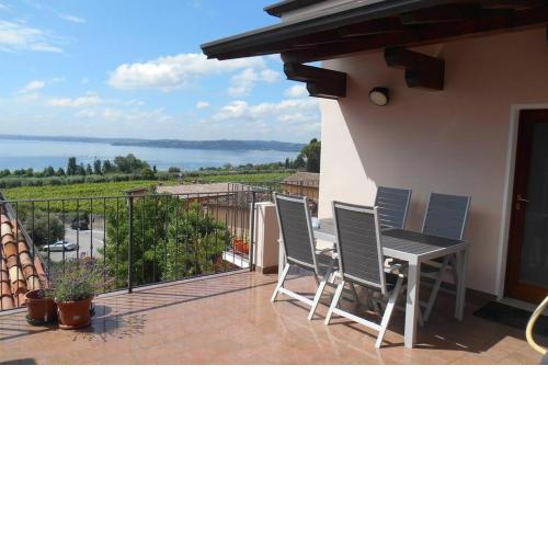 Casa Vista Lago