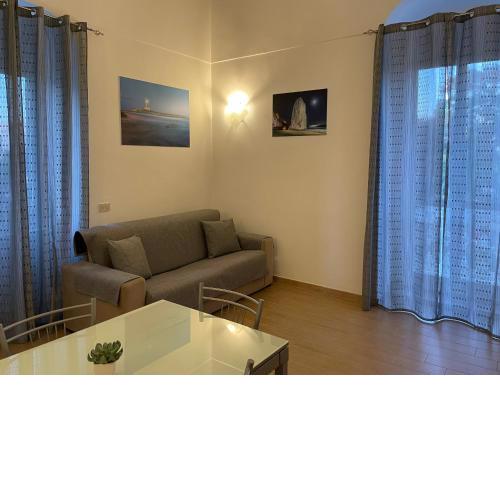 Casa White