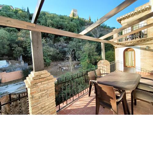 Casa yamur bajo la Alhambra