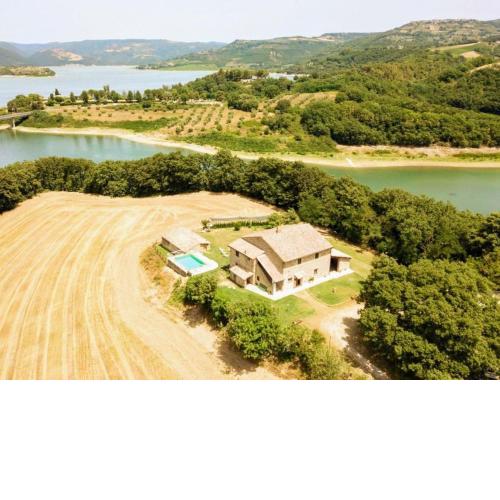 Casale al Lago