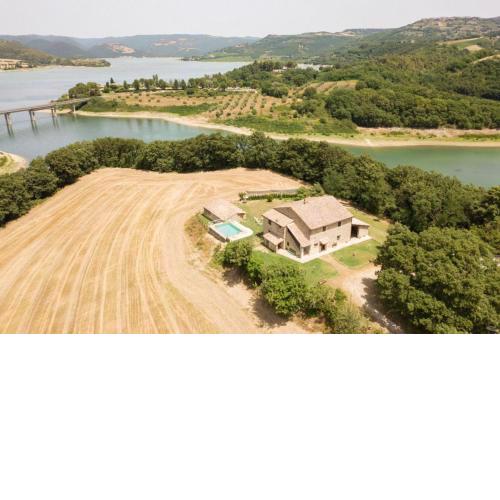 CASALE AL LAGO