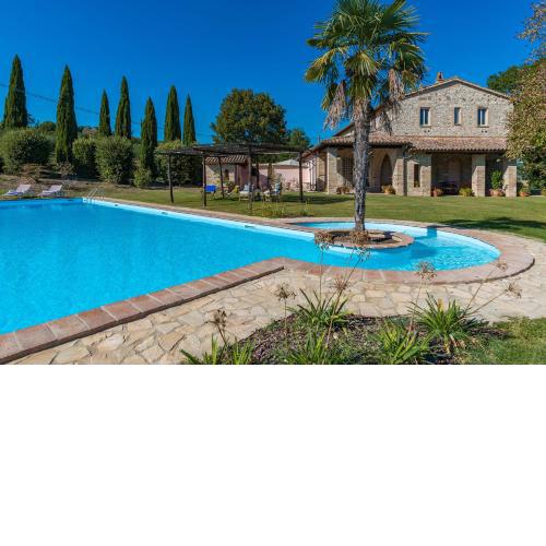 Casale Cicognola 12, Emma Villas