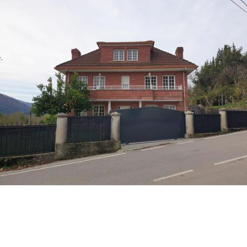 CASAMENTERA