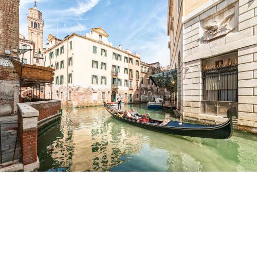 Casanova Fenice - Canal View