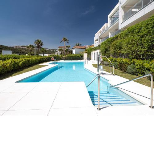 Casares Green 2365