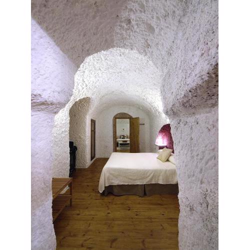 Casas Cueva La Tala