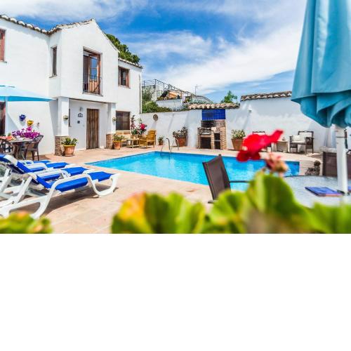 Casas Mundo Sol y Luna - 3 houses with pool, wifi & AC - Andalusia