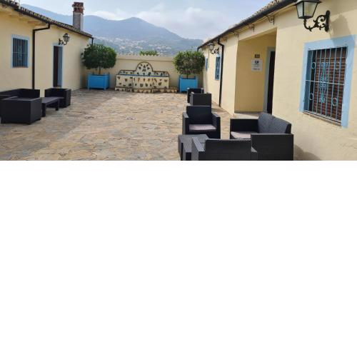 Casas Rurales- "Casa Larios"
