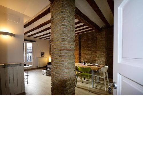 Casas Uva Plaza Mercado Logroño