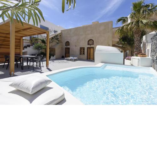 Casasantantonio 18th Century Luxury Mansion