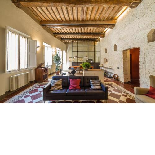 Casatorre dei Leoni Dimora Storica