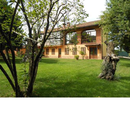 Cascina with Swimmingpool