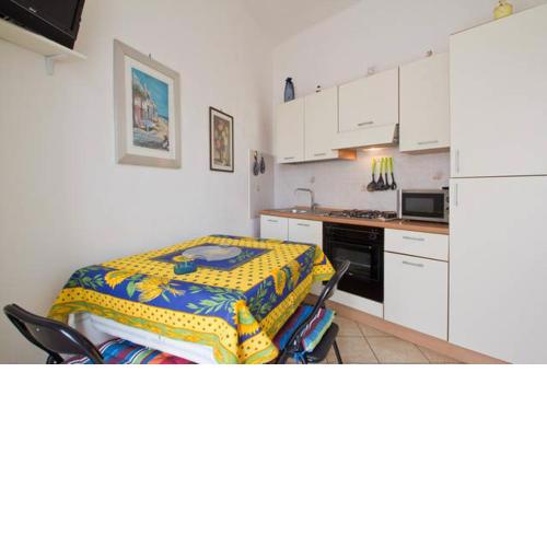Case vacanze Mirko IMPERIA BORGO MARINA