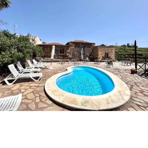 Caserio rural antiguo con espectacular piscina y Wifi en San Miguel de Abona, Tenerife Sur