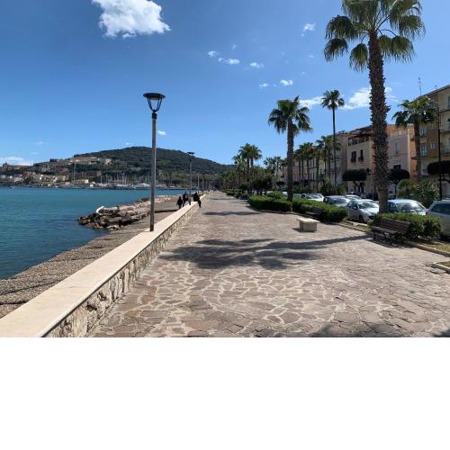 Casetta blue house gaeta Via dell’indipendenza