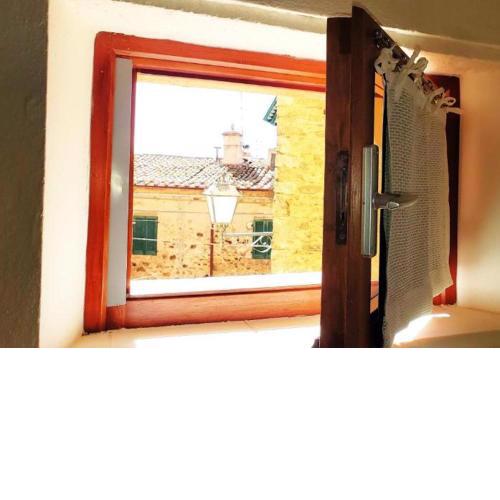 CASINA TOSCANA, Cozy studio in the heart of Campiglia Marittima with FREE Wi-Fi