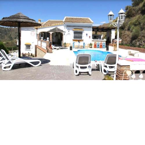 Casira, studios en kamers,Viñuela, Costa Del Sol