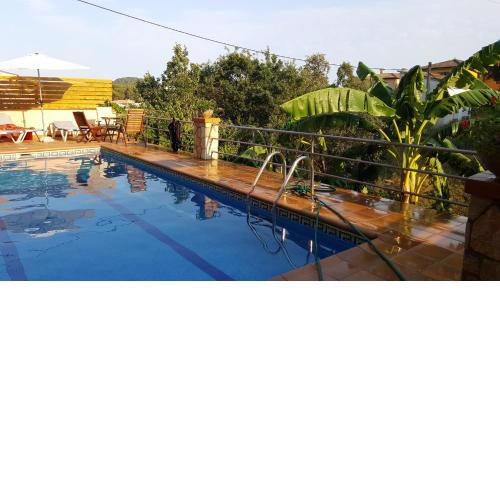 Casita con piscina y barbacoa privada