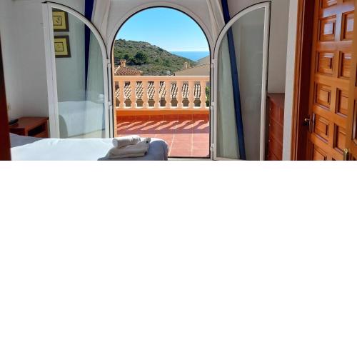Casita del Sol - duplex with Sea View and community Pool on the Cumbre del Sol