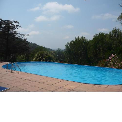 Casolare con Piscina al mare