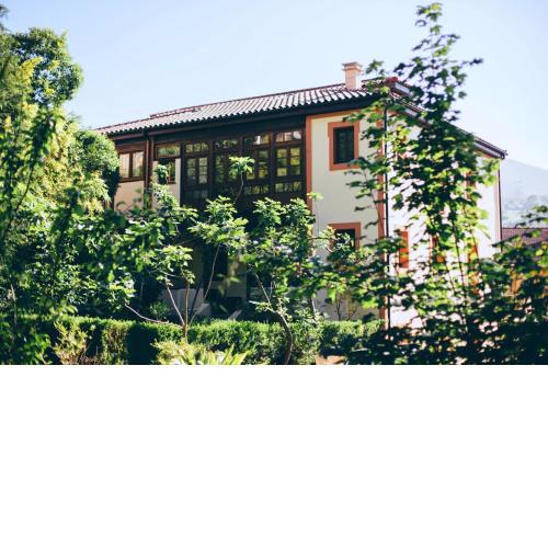 Casona de La Vega
