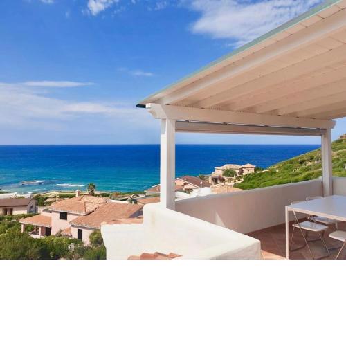 Castel Sardo grande attico con spettacolare vista mare veranda e spiaggia