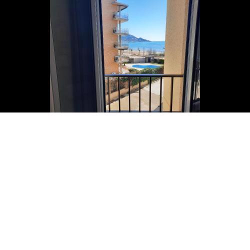 Castell Joncar,30 M de la playa, 1era linea de mar, vista al mar