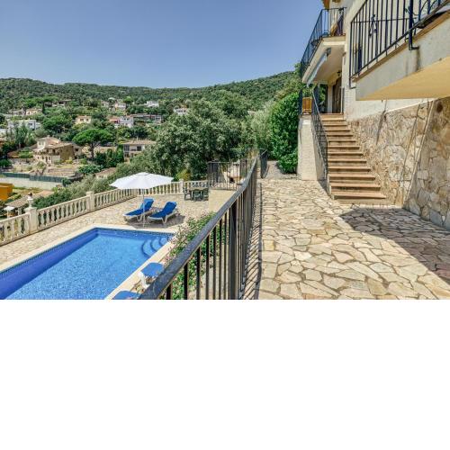Castell Mirto - villa private pool