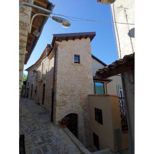 Castello di Fagnano -Albergo Diffuso & SPA