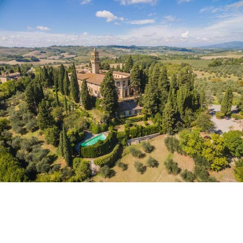 Castello di Montegufoni by PosarelliVillas