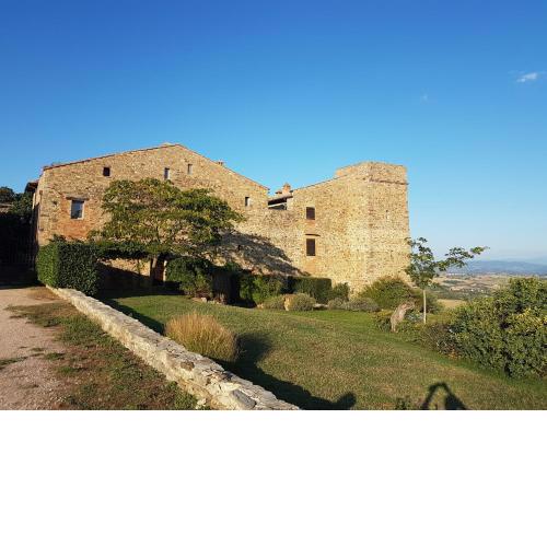 Castello Montelagello 5 posti letto.