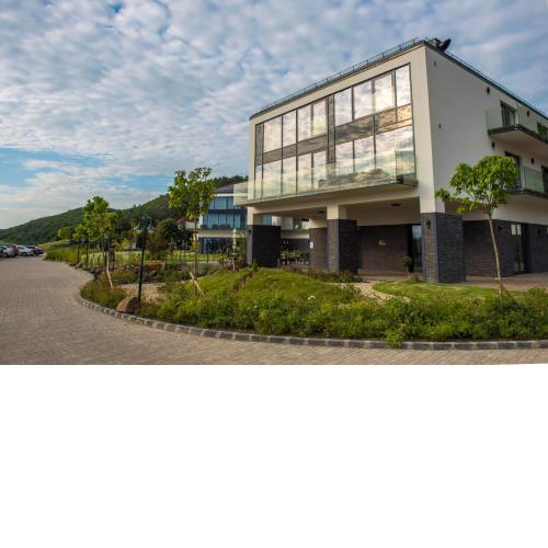 Castellum Hotel Hollókő