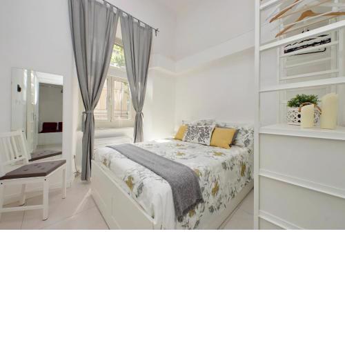 CASTRO PRETORIO SUITE - comfortable, elegant, central at a few steps from Metro and Railway Stations Castro Pretorio, Termini