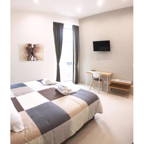 Catania Home Dante Accommodations