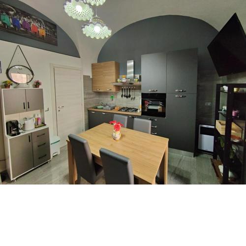 Catania House